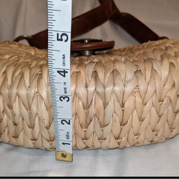 Coldwater Creek Woven Shoulder Bag - Picture 9 of 10